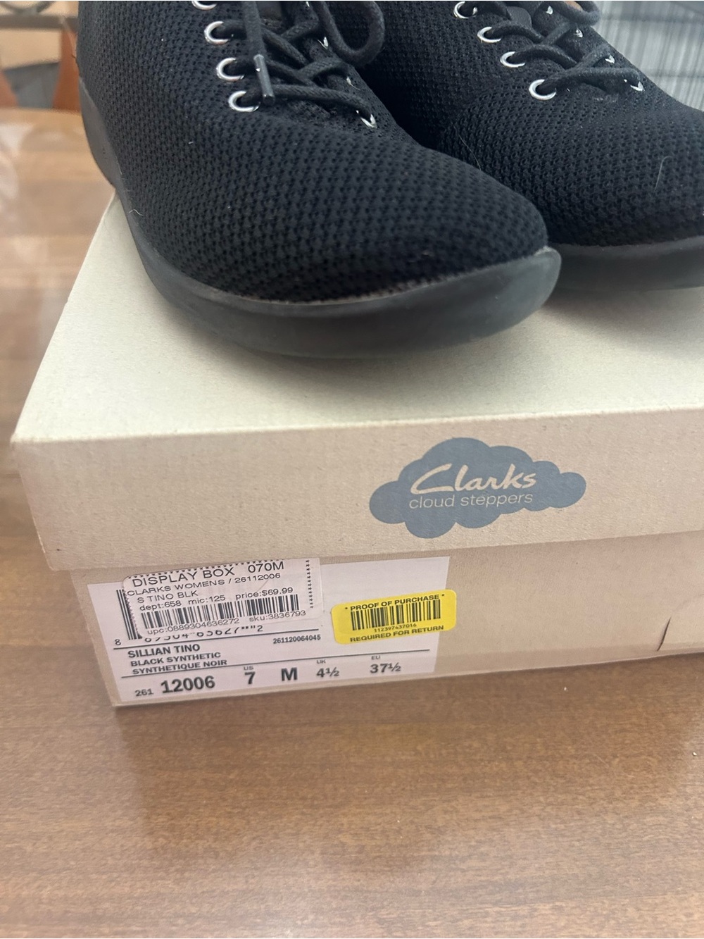 Clarks Women’s Black Knit Lace-Up Sneakers - Picture 7 of 7